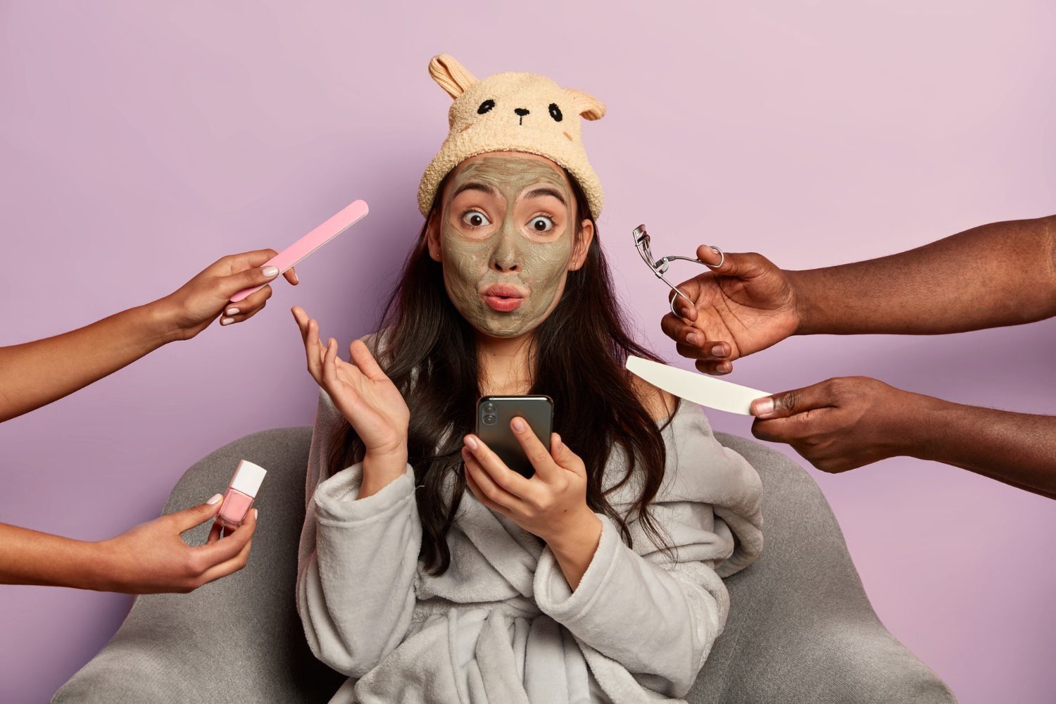 Multitasking cosmetic formulations with niacinamide, vitamin C, and hyaluronic acid