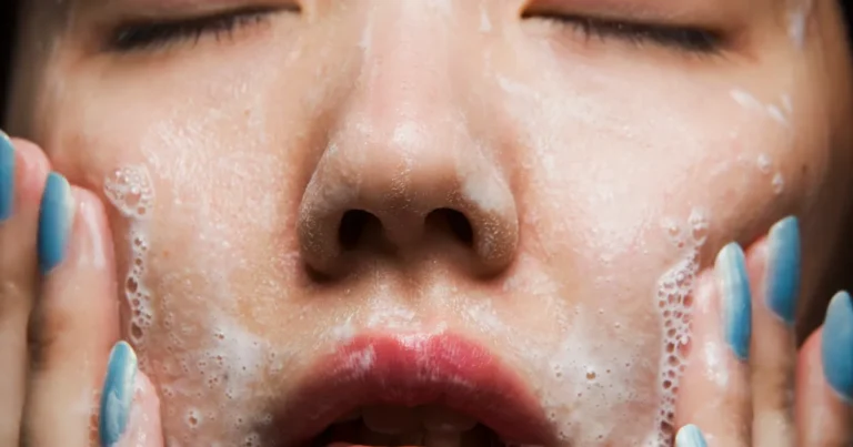 Cleansing systems designed for sensitive and compromised skin barriers
